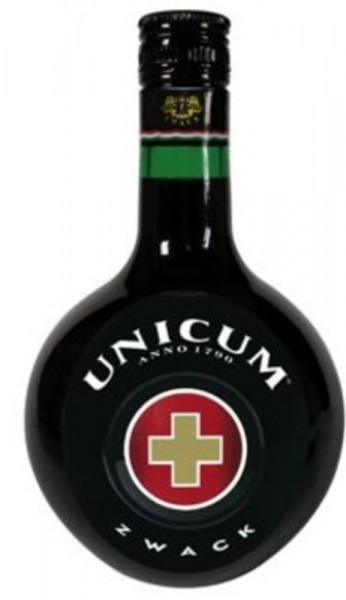 Unicum Kräuterlikör